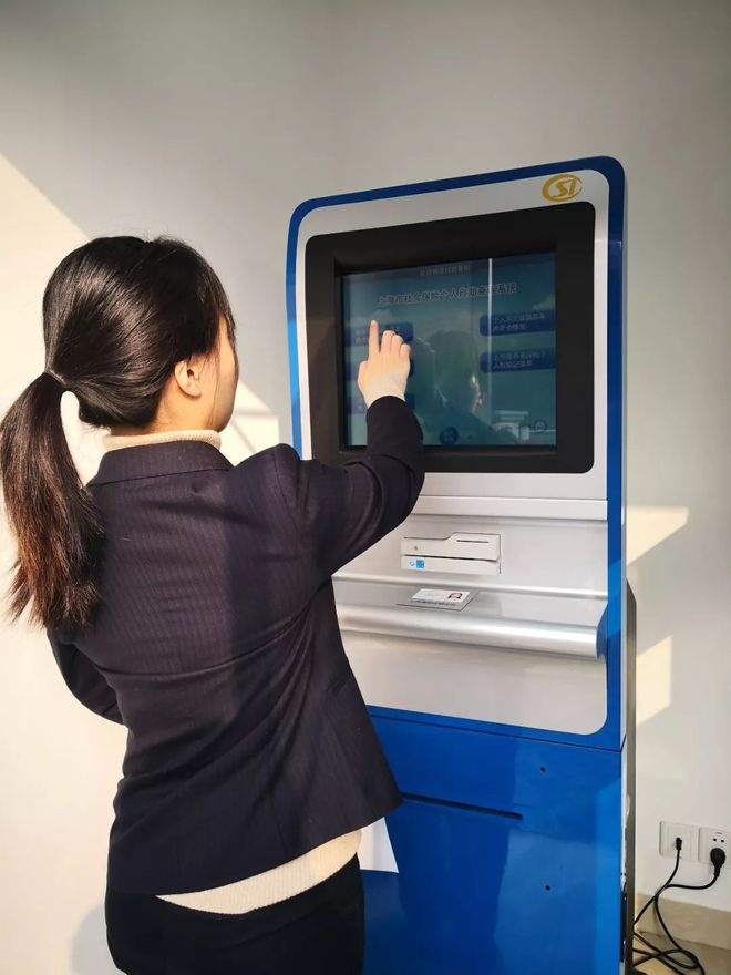 襄樊24小时套医保卡回收(24小时套医保卡回收什么意思)